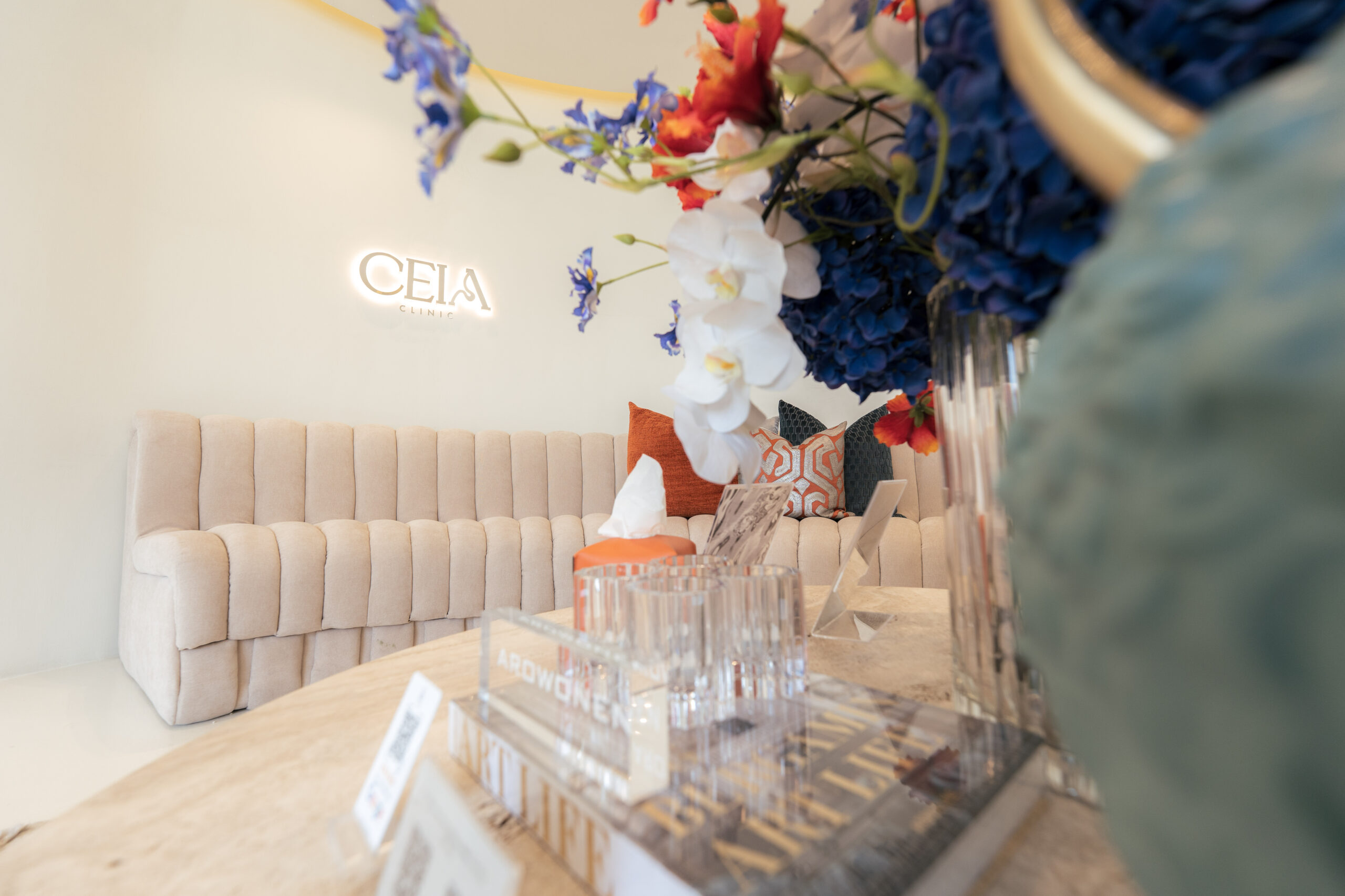 Aesthetic laser and energy dermatology room