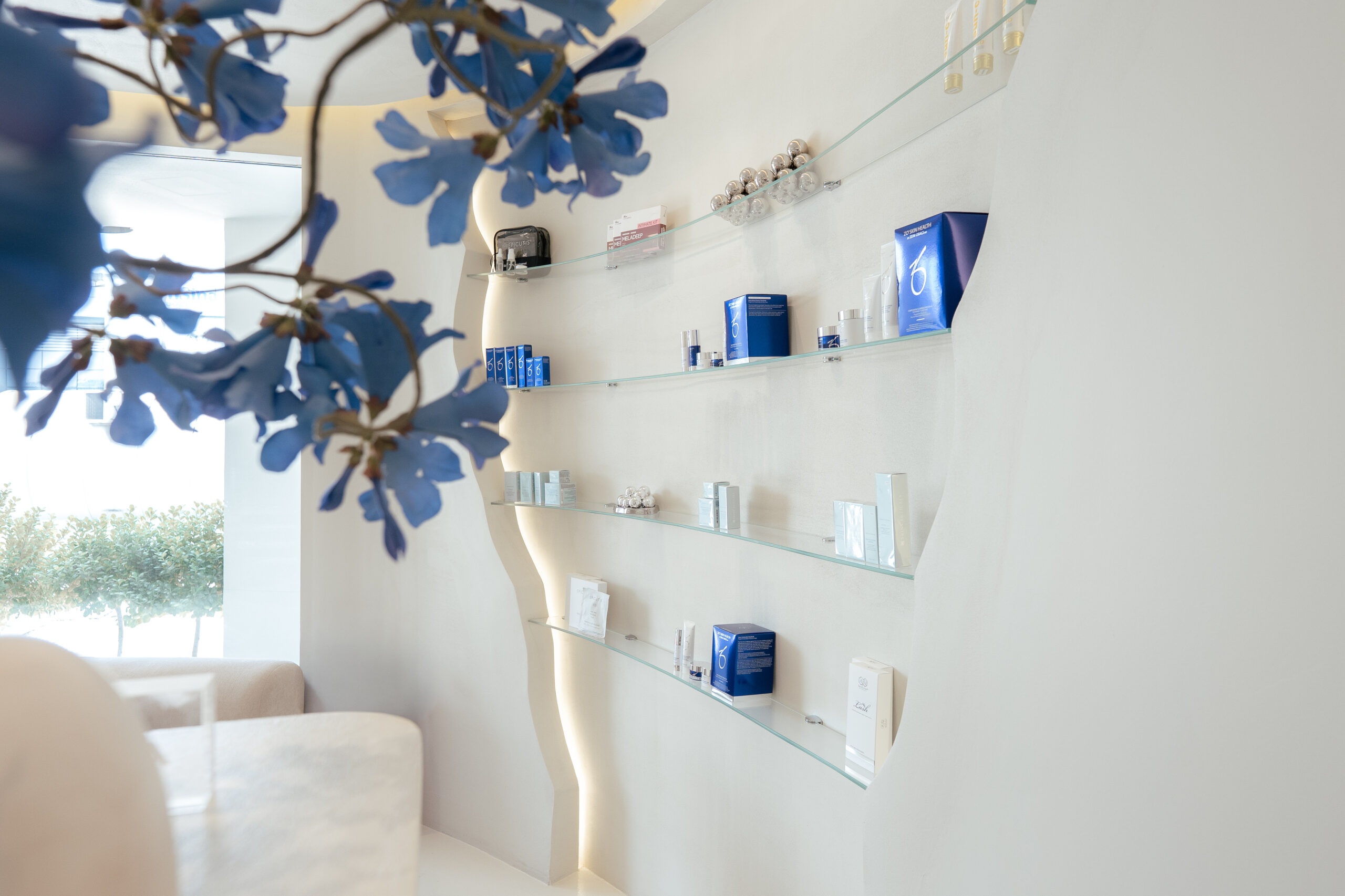 Artisan coffee, matcha, and wellness refreshments